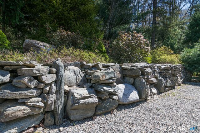 25 Spruce Drive, Litchfield, CT 06759