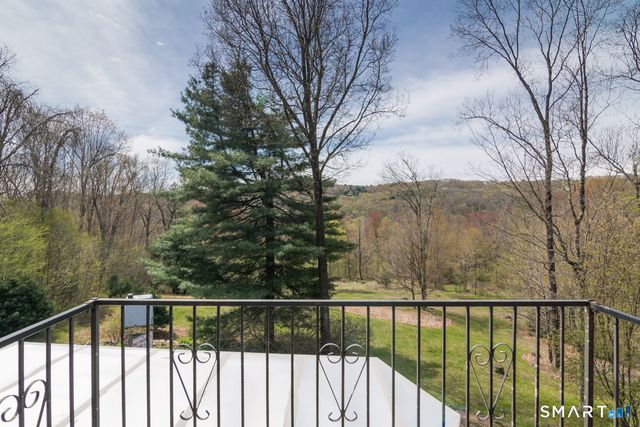 25 Spruce Drive, Litchfield, CT 06759