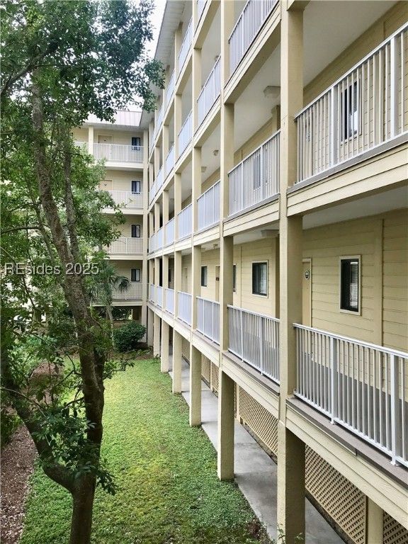 663 William Hilton Pkwy Apt 2125, Hilton Head Island, SC 29928