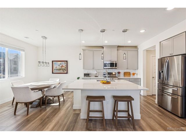 8848 S Kipling Way 205, Littleton, CO 80127