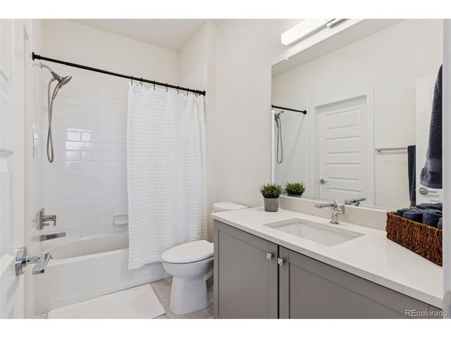 8848 S Kipling Way 205, Littleton, CO 80127