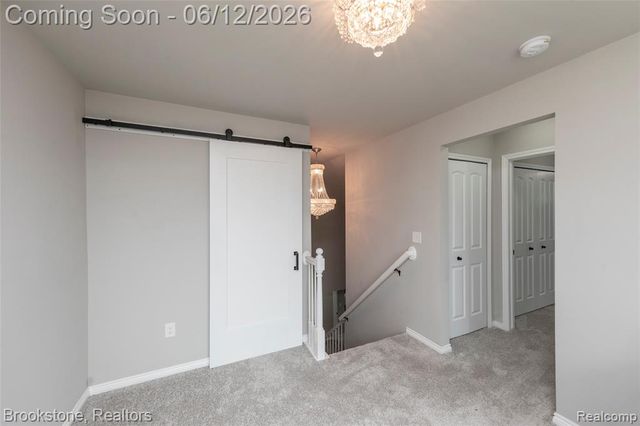 981 Cottage, Troy, MI 48085