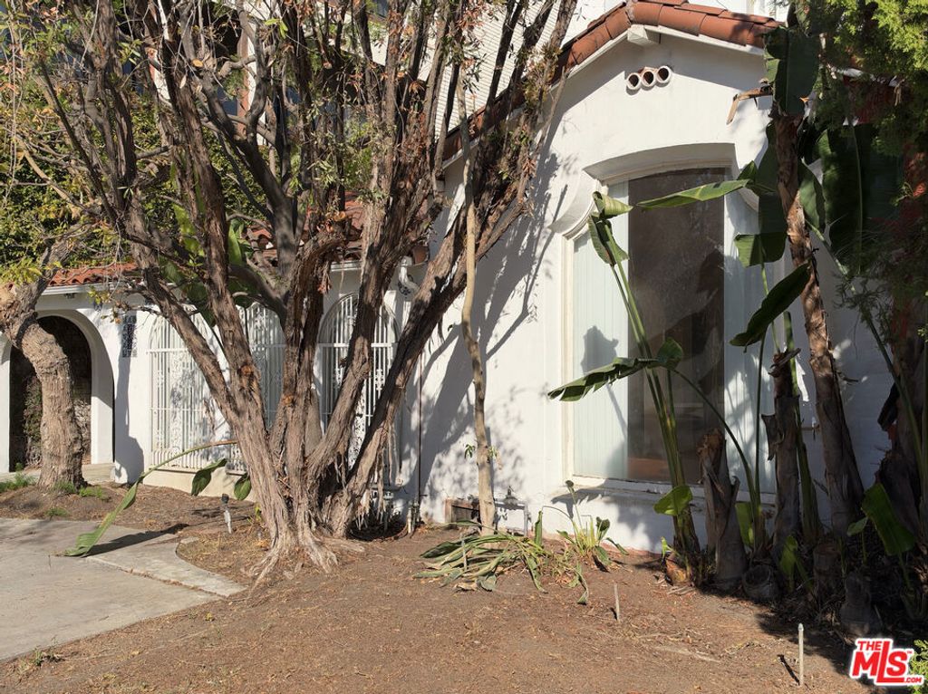 202 S Le Doux Road, Beverly Hills, CA 90211 — exterior