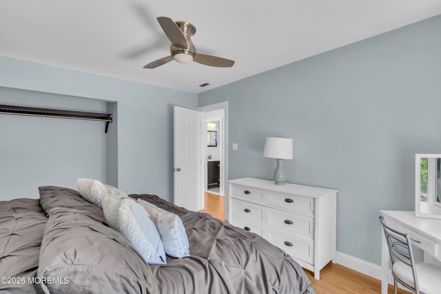 2 Kilrush Court, Toms River, NJ 08753