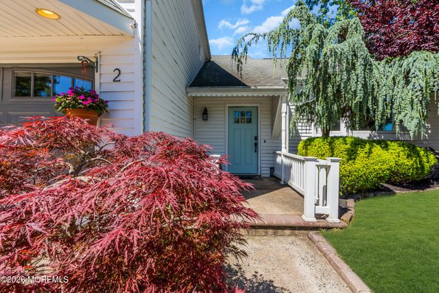 2 Kilrush Court, Toms River, NJ 08753