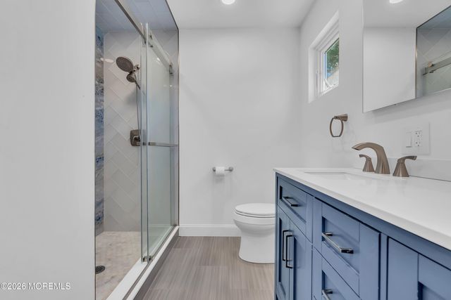 2 Kilrush Court, Toms River, NJ 08753