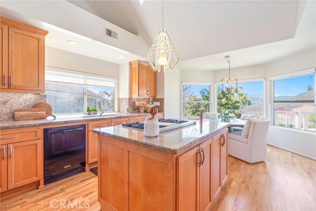 7 Altair 7, Irvine, CA 92603