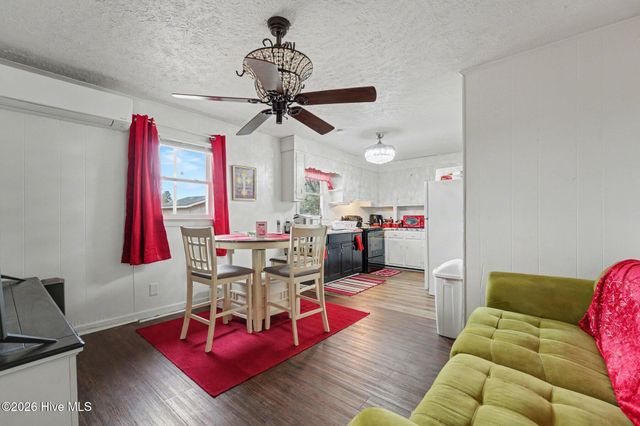 170 Flowers Road, Mount Olive, NC 28365