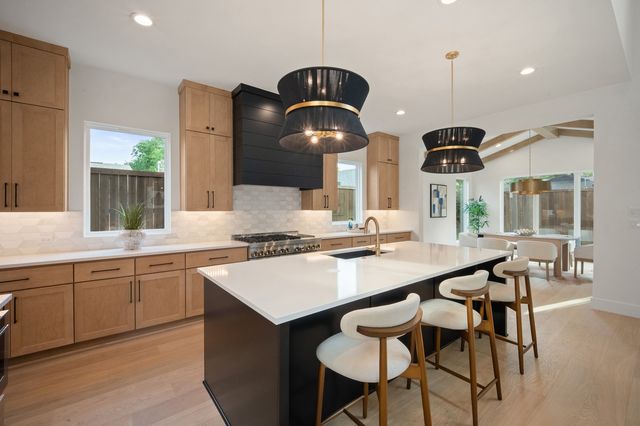 9661 Lynbrook Drive, Dallas, TX 75238