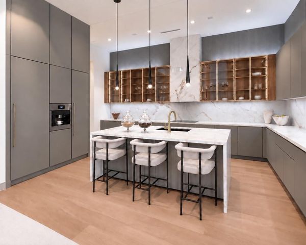 5403 Meadow Lake Lane, Houston, TX 77056