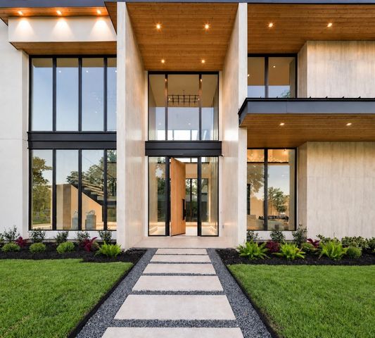 5403 Meadow Lake Lane, Houston, TX 77056