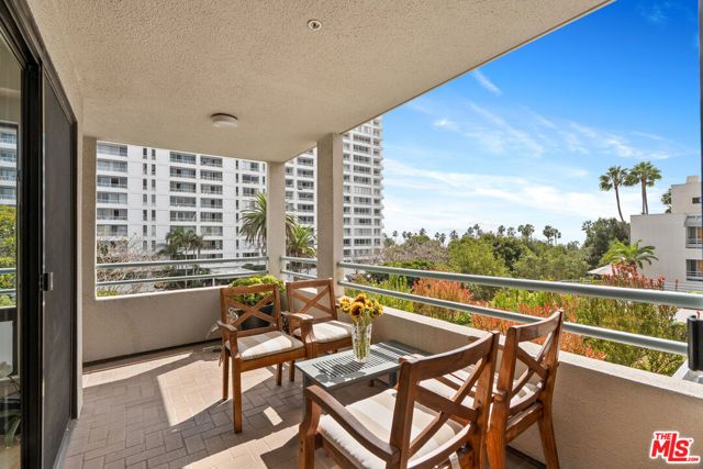 140 Ocean Park Boulevard 425, Santa Monica, CA 90405