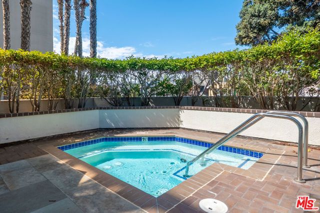140 Ocean Park Boulevard 425, Santa Monica, CA 90405