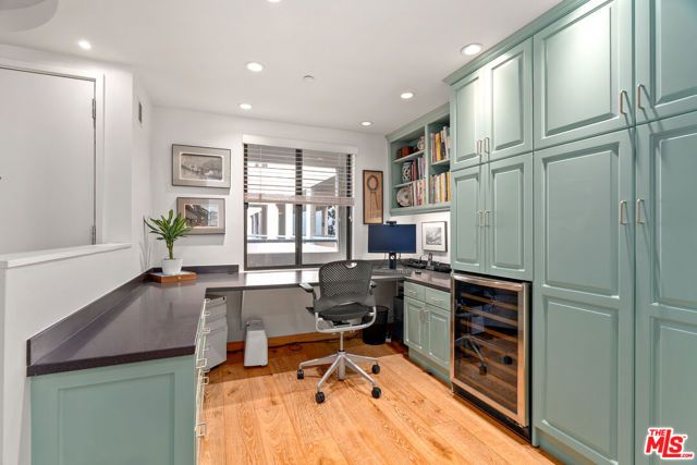140 Ocean Park Boulevard 425, Santa Monica, CA 90405