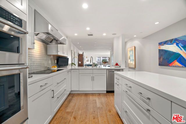 140 Ocean Park Boulevard 425, Santa Monica, CA 90405