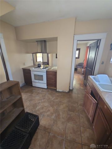 1209 Kammer Avenue, Dayton, OH 45417