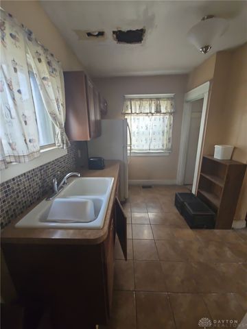 1209 Kammer Avenue, Dayton, OH 45417