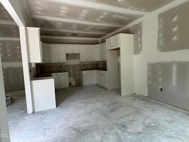 402 Lyon Ests Drive, La Grange, NC 28551
