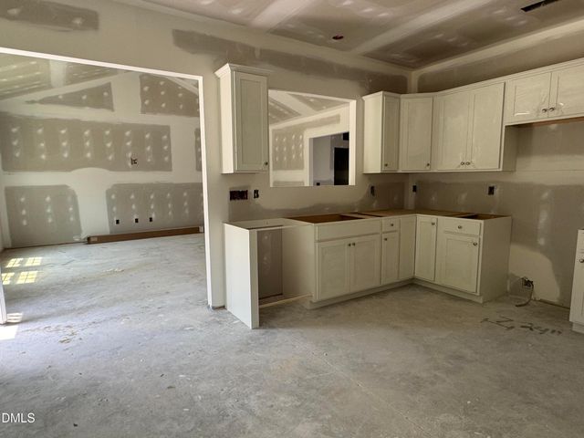 402 Lyon Ests Drive, La Grange, NC 28551