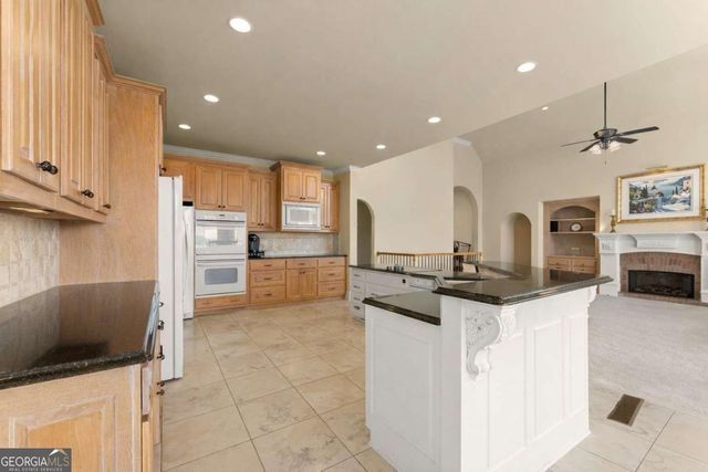 3518 Lake Breeze Lane, Gainesville, GA 30506