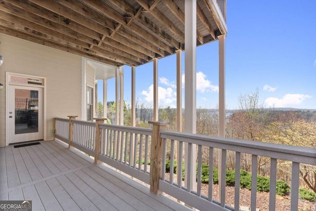 3518 Lake Breeze Lane, Gainesville, GA 30506