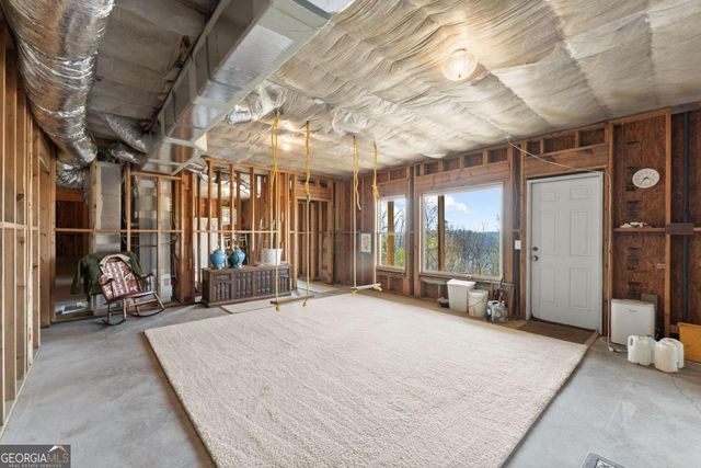 3518 Lake Breeze Lane, Gainesville, GA 30506