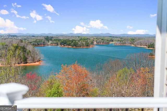 3518 Lake Breeze Lane, Gainesville, GA 30506