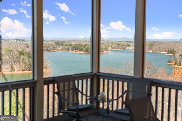 3518 Lake Breeze Lane, Gainesville, GA 30506