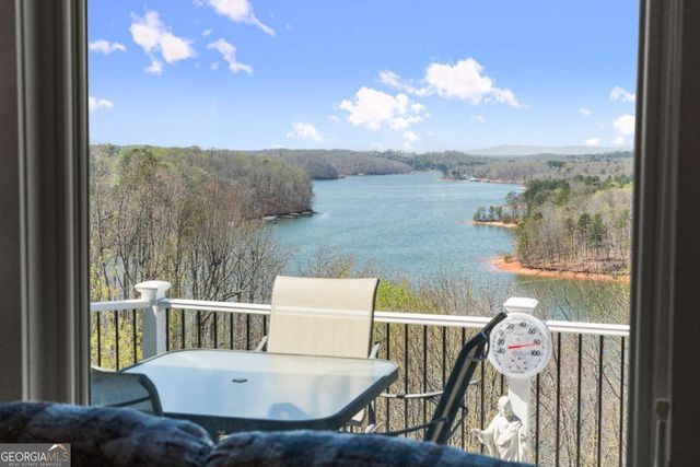 3518 Lake Breeze Lane, Gainesville, GA 30506