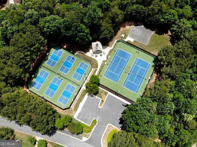 3518 Lake Breeze Lane, Gainesville, GA 30506