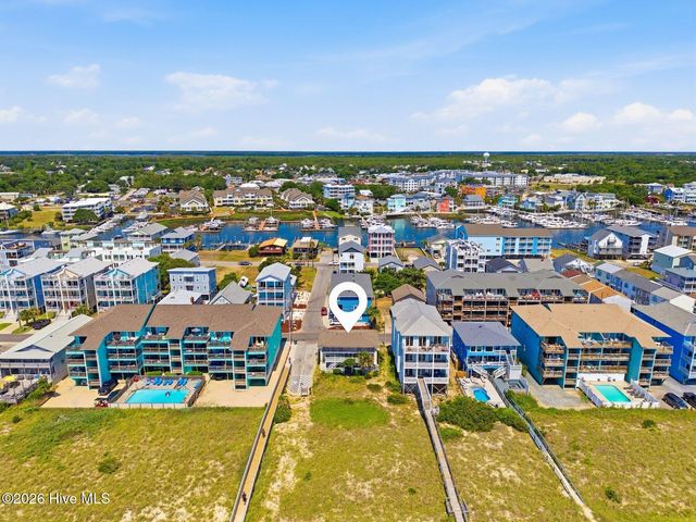 500 Carolina Beach Avenue N, Carolina Beach, NC 28428