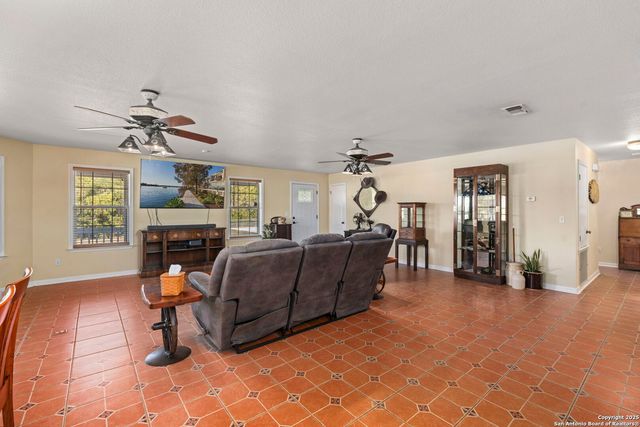 4335 Mail Route, Fischer, TX 78623