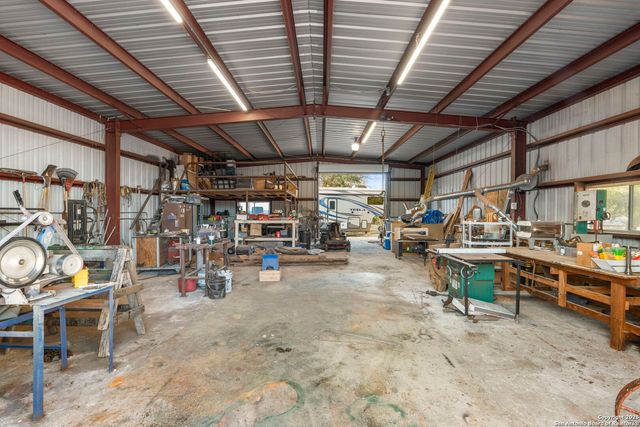 4335 Mail Route, Fischer, TX 78623