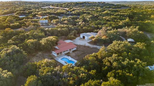 4335 Mail Route, Fischer, TX 78623