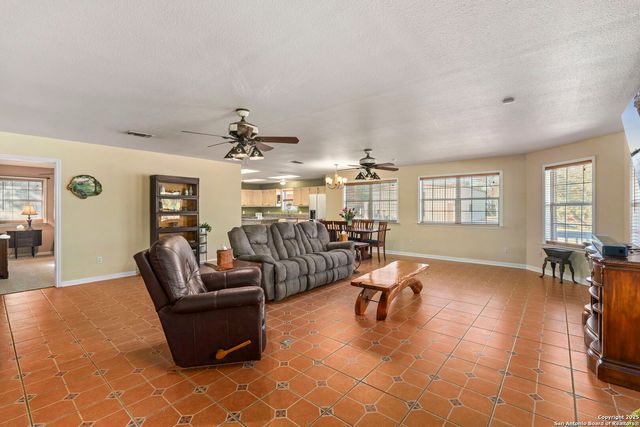 4335 Mail Route, Fischer, TX 78623