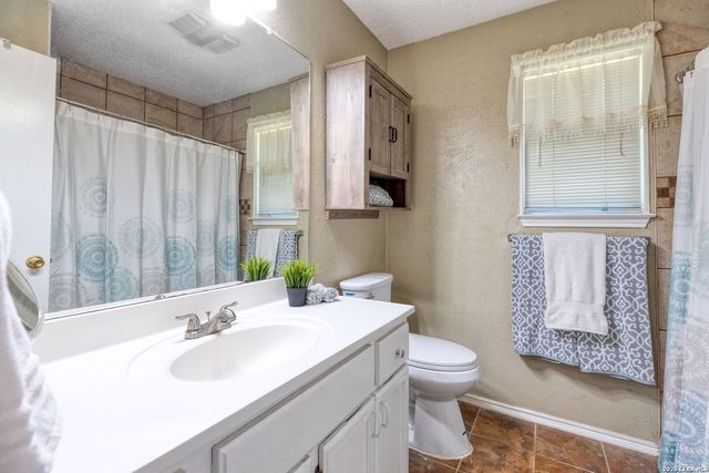 4334 Knollshire, San Antonio, TX 78247