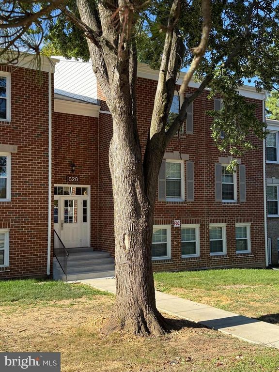 828 QUINCE ORCHARD BLVD #P-2, Gaithersburg, MD 20878