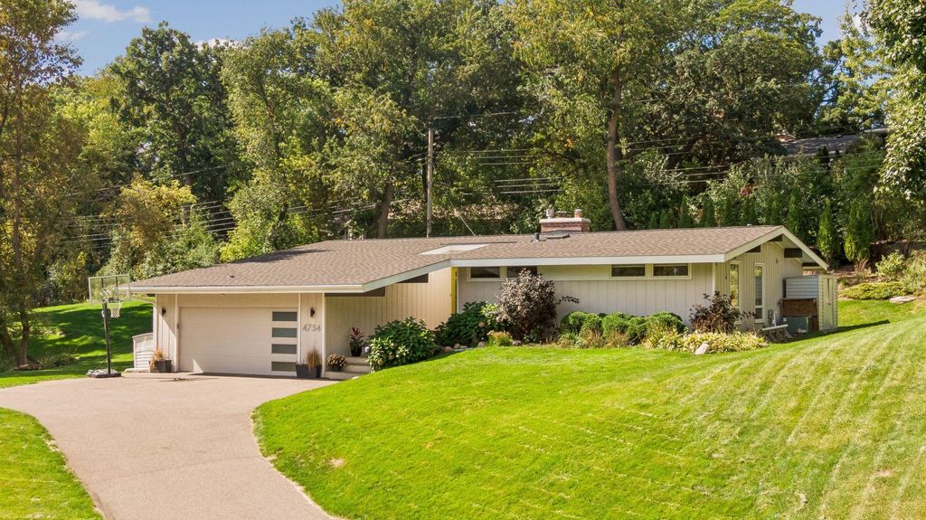 4734 Coventry Road E, Minnetonka, MN 55345 — exterior