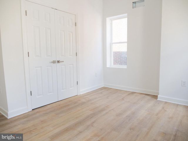 2555 N 33RD ST, Philadelphia, PA 19132