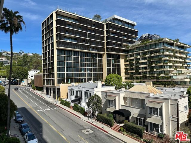 999 N Doheny Drive 408, West Hollywood, CA 90069