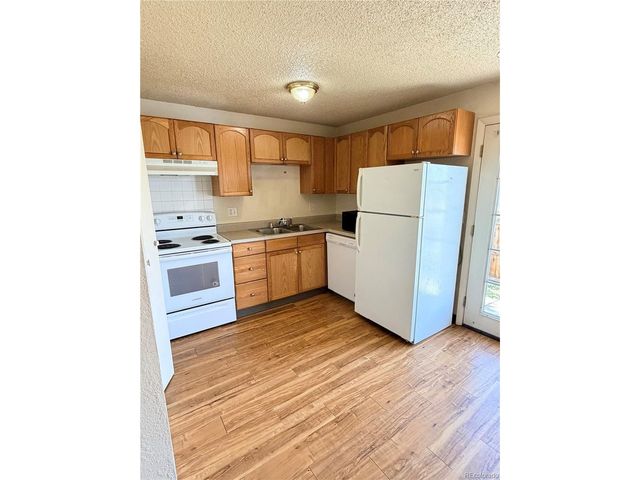 2318 S Colorado Ave, Loveland, CO 80537
