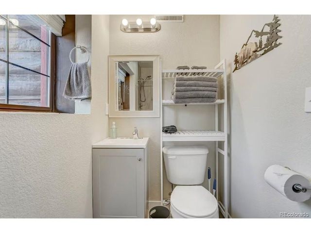 312 N West St, Woodland Park, CO 80863