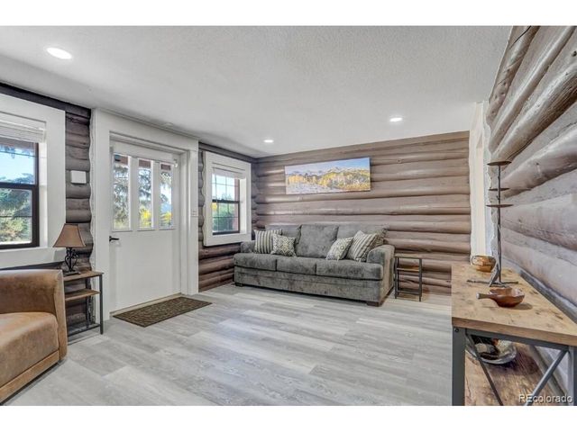 312 N West St, Woodland Park, CO 80863