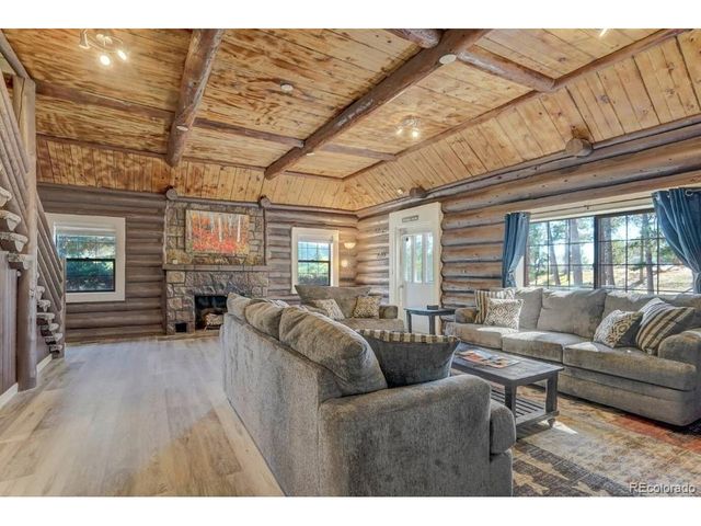 312 N West St, Woodland Park, CO 80863