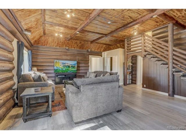 312 N West St, Woodland Park, CO 80863