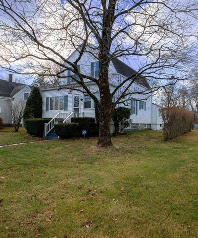 353 Plymouth St, Abington, MA 02351