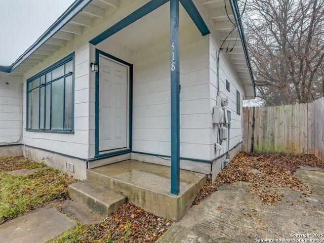 518 W ACADEMY ST, San Antonio, TX 78226