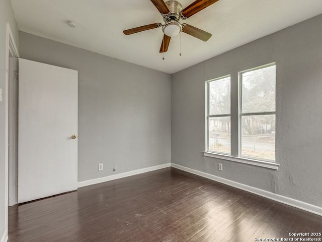 518 W ACADEMY ST, San Antonio, TX 78226