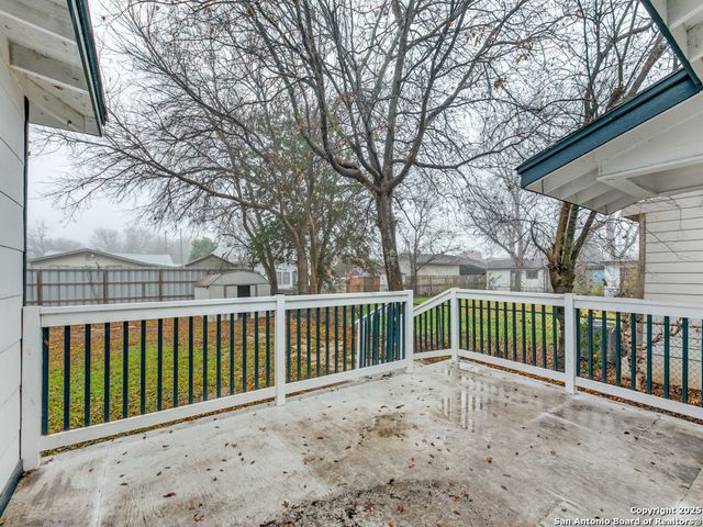 518 W ACADEMY ST, San Antonio, TX 78226