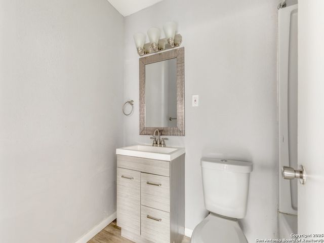 518 W ACADEMY ST, San Antonio, TX 78226